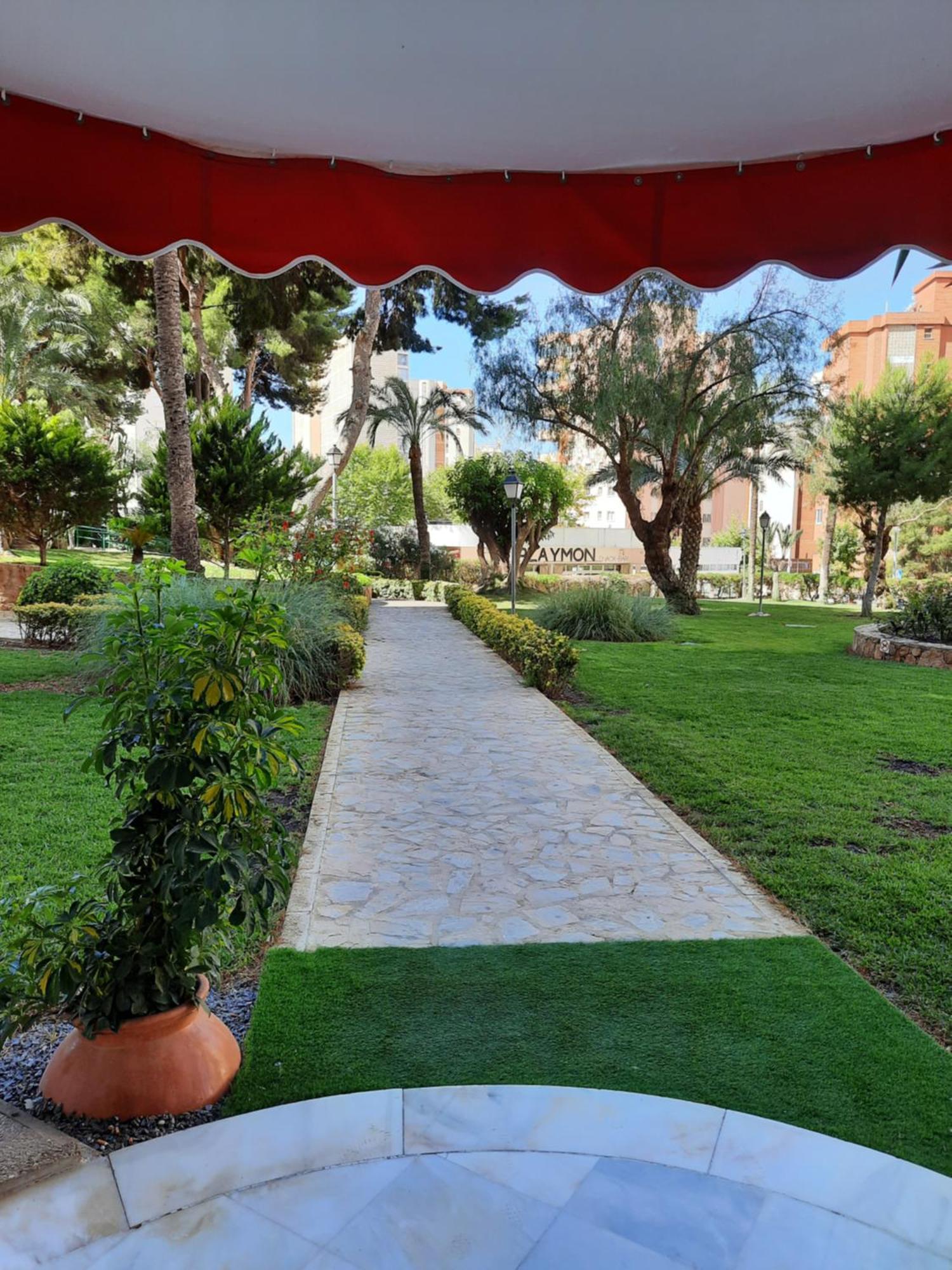 Playmon Holiday Apartment Benidorm Exterior foto